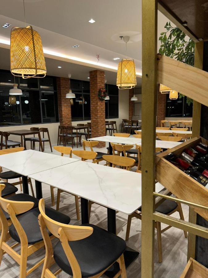 West Prime Hotel Calbayog Zewnętrze zdjęcie
